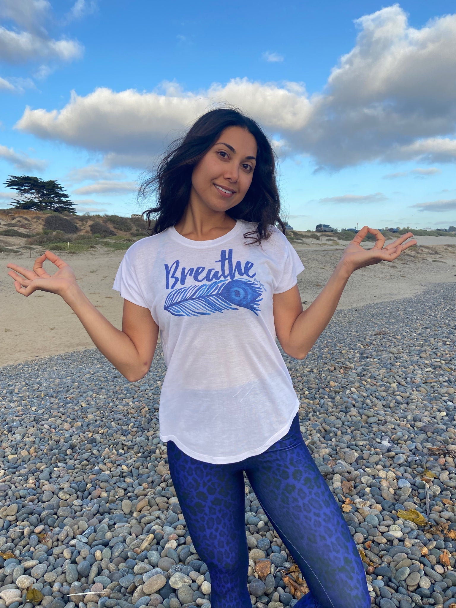 Breathe Hi-Lo Scallop Tee - Third Eye Threads