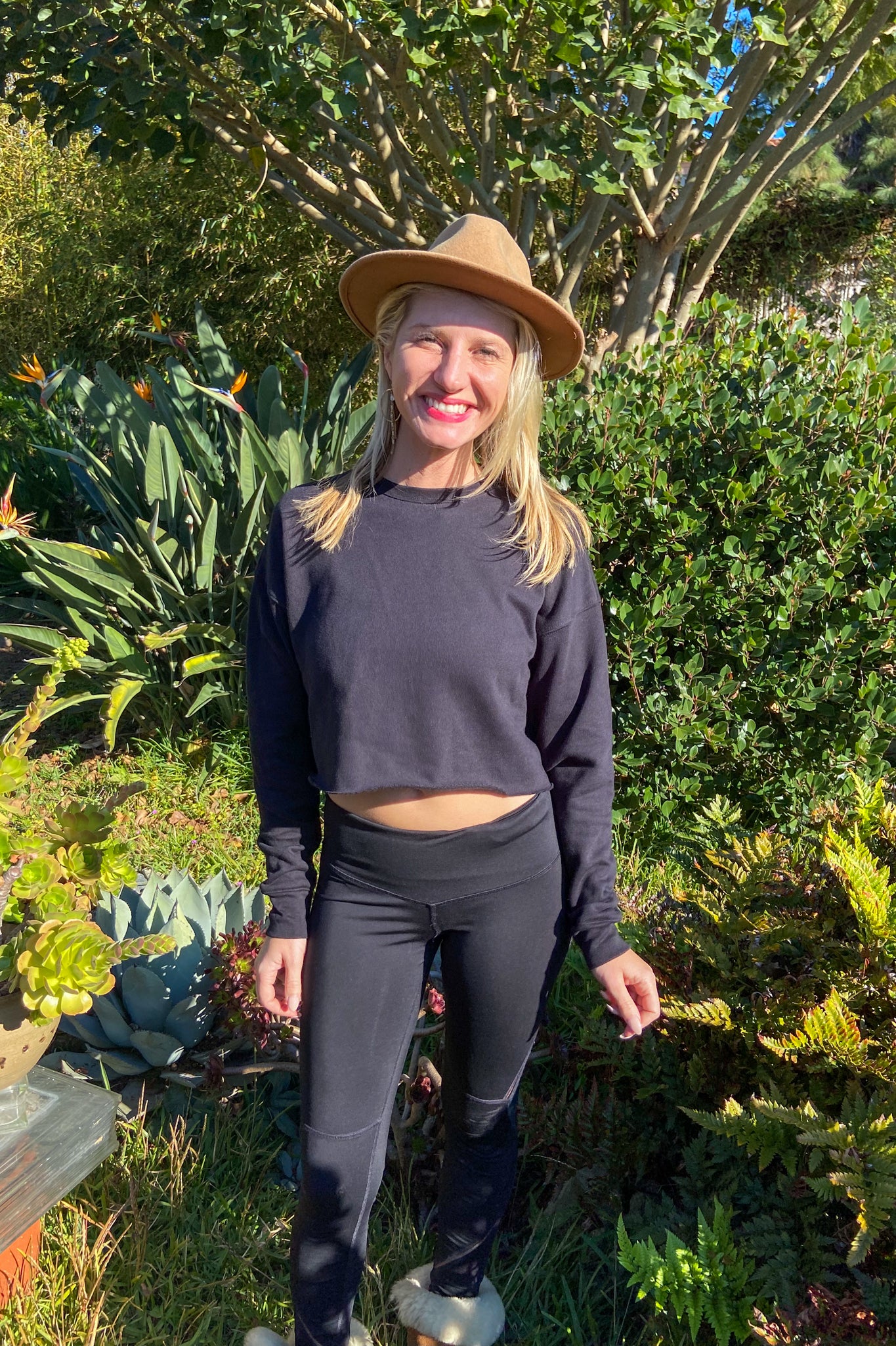 FULL CHAKRA BACK TERRY CLOTH Crop Sweatshirt