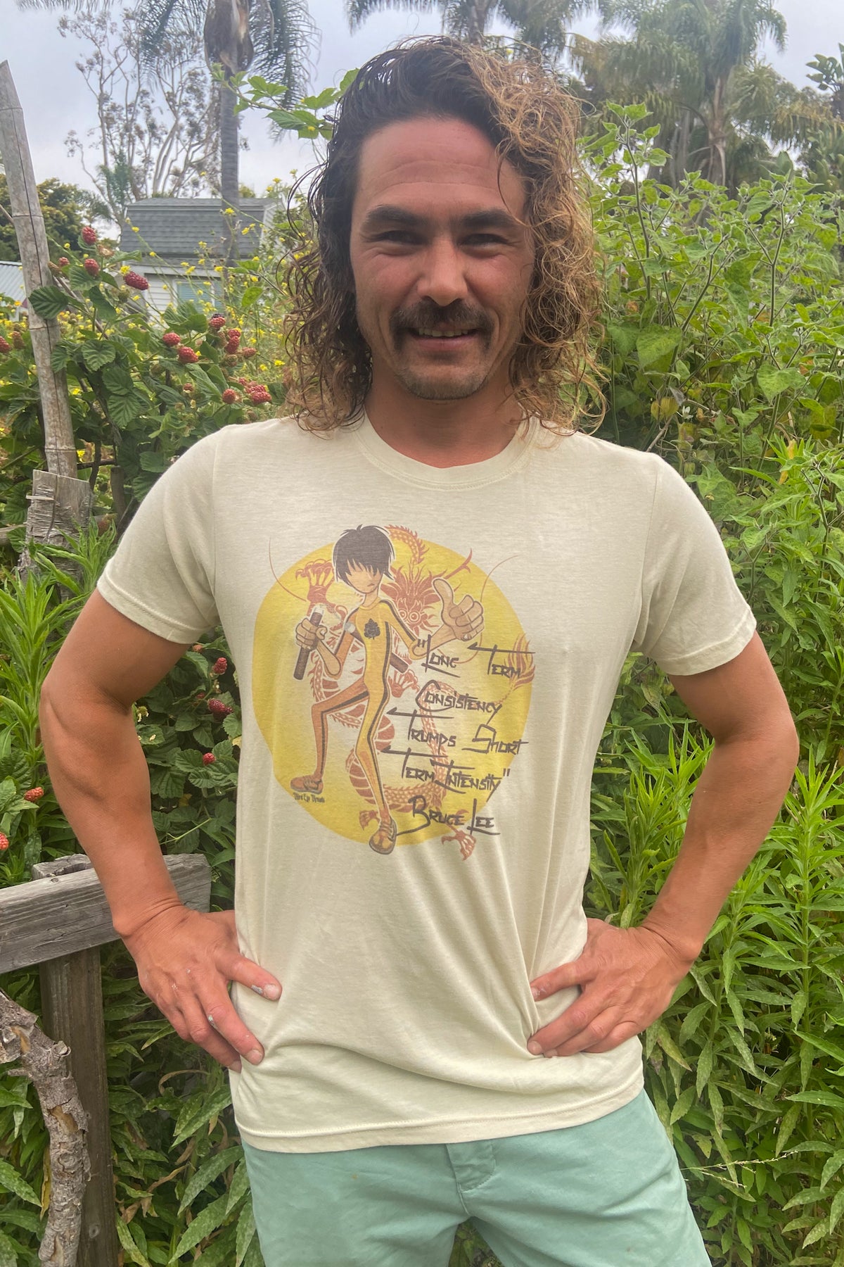 BRUCE LEE Long Term Consistency SHORT SLEEVE CREW TEE