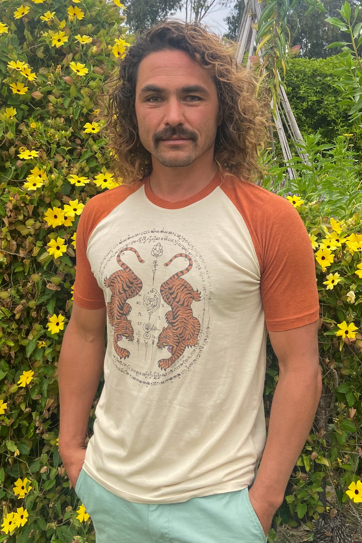 Thai Tiger Raglan Crew