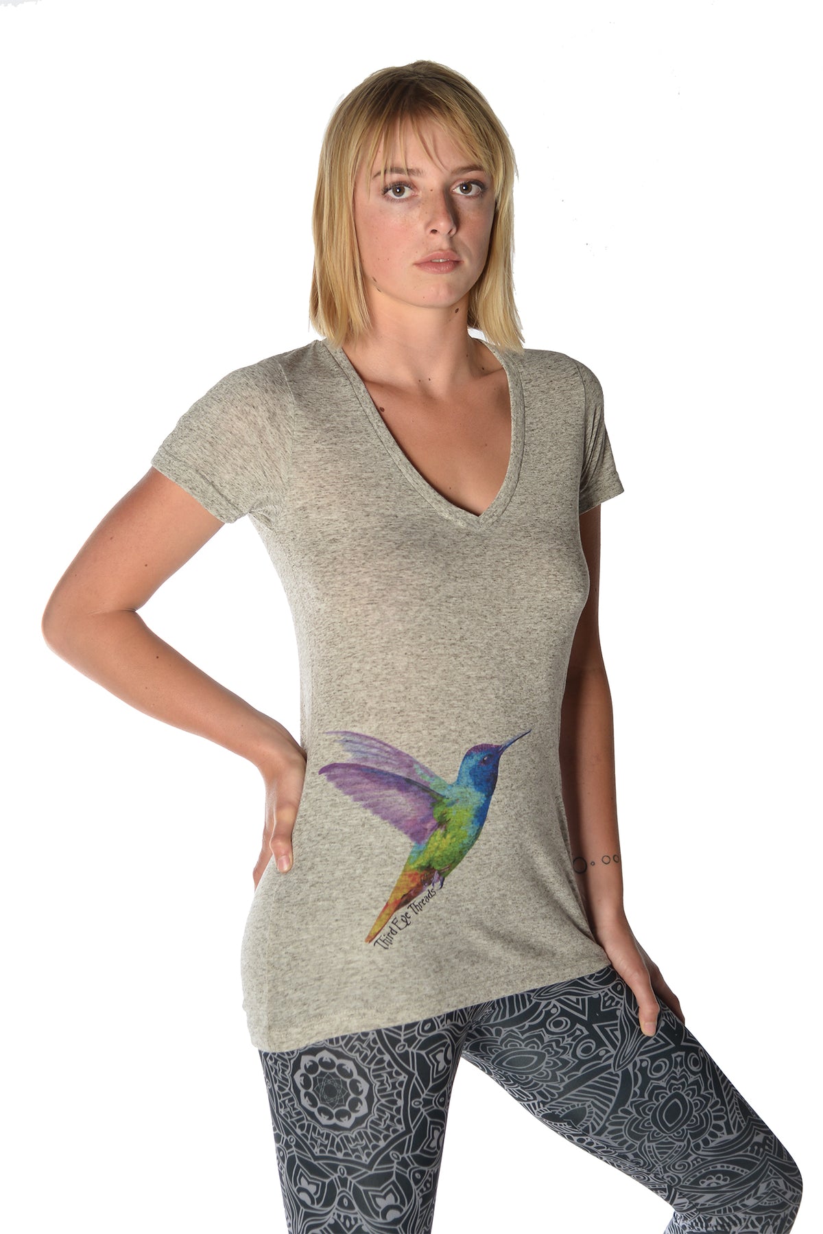 Hummingbird Linen V-neck - Third Eye Threads