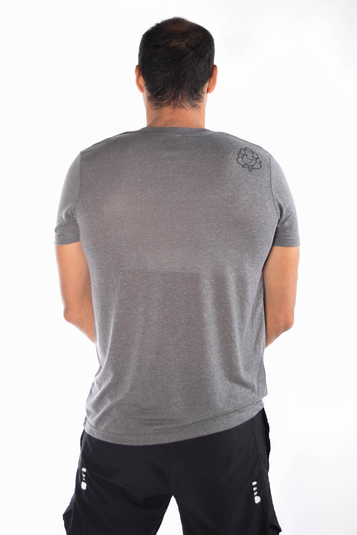 Heart Chakra ON LINEN BLEND CREW NECK - Third Eye Threads