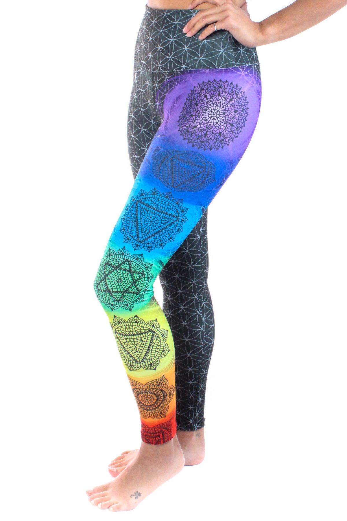 Chakra Legging With Sacred Geometry (Flower of Life) - Third Eye Threads