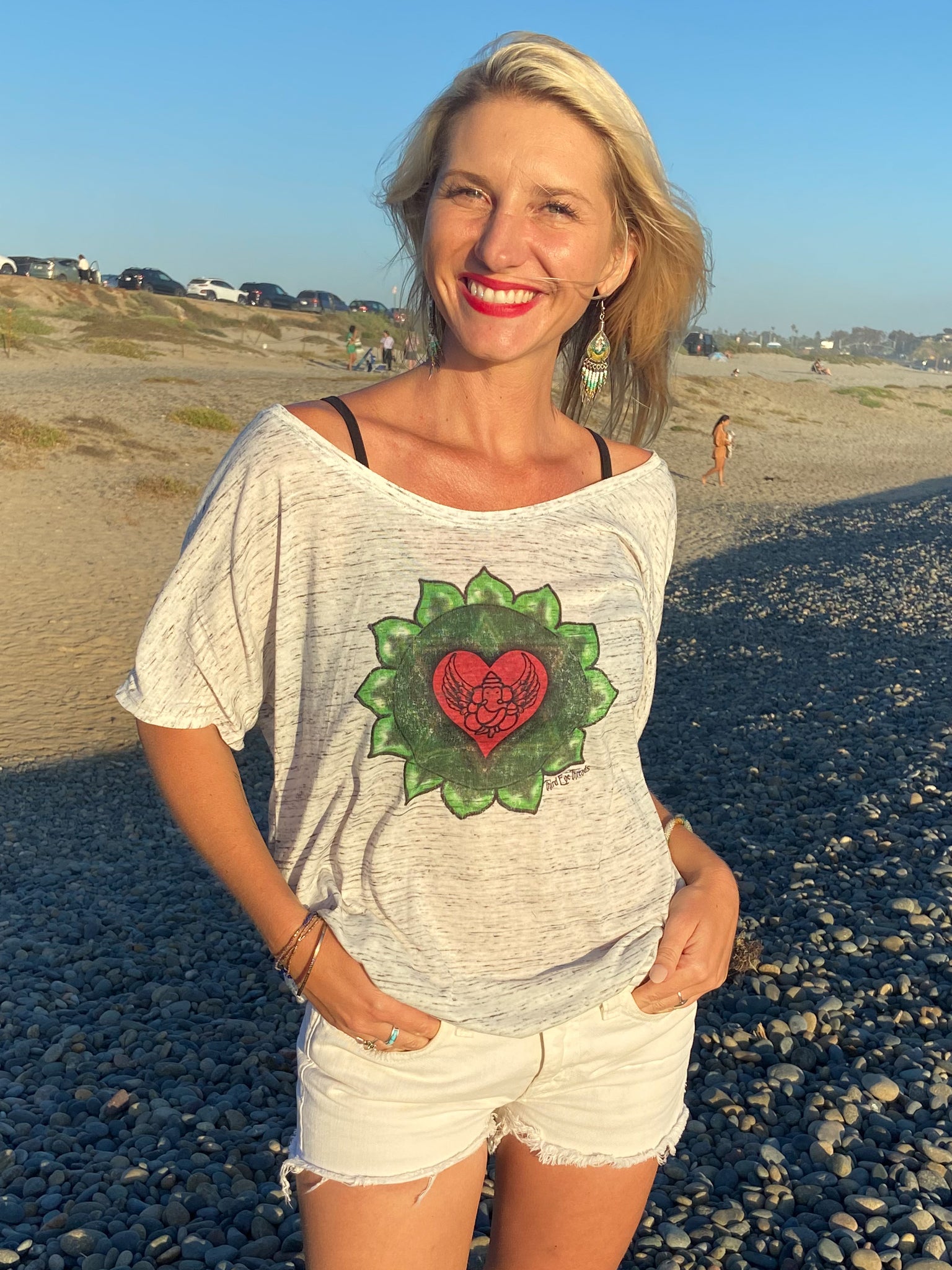 Heart Chakra Flowy Scoop Neck Tee - Third Eye Threads